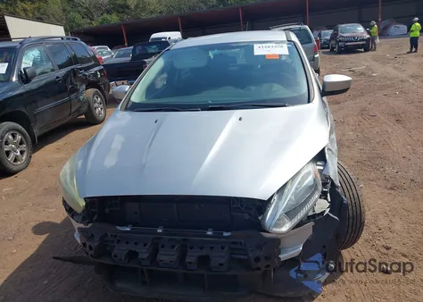 2018 Ford Focus Se из США, поврежденный, VIN 1FADP3FE7JL238256